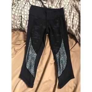 Lululemon crop leggings